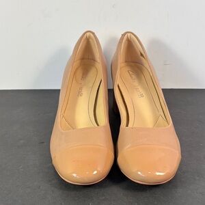Clarks Cushion Nude Cap Toe Block Heel Pumps Sz 7.5